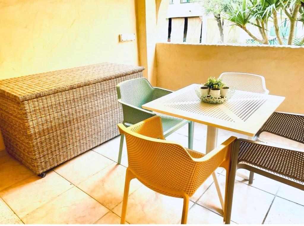 Estupendo Apartamento Urbanizacion Jardines De Zahara. Zahara De Los Atunes Εξωτερικό φωτογραφία