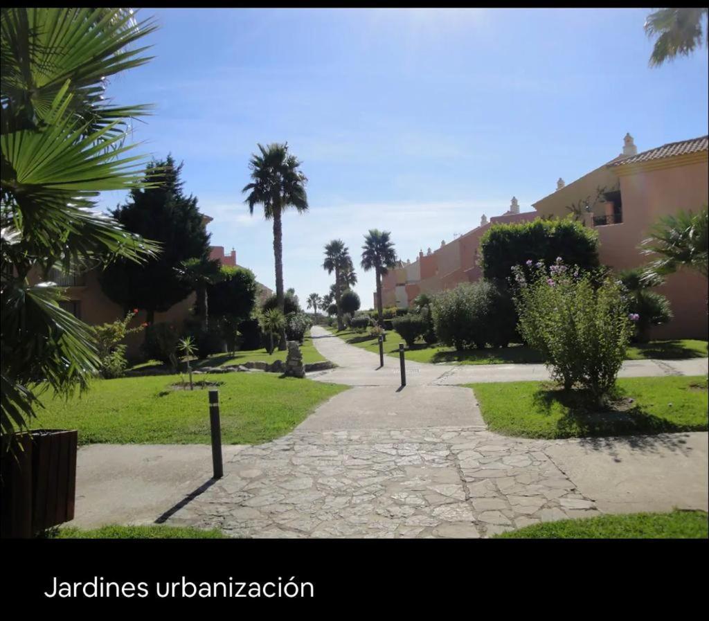 Estupendo Apartamento Urbanizacion Jardines De Zahara. Zahara De Los Atunes Εξωτερικό φωτογραφία